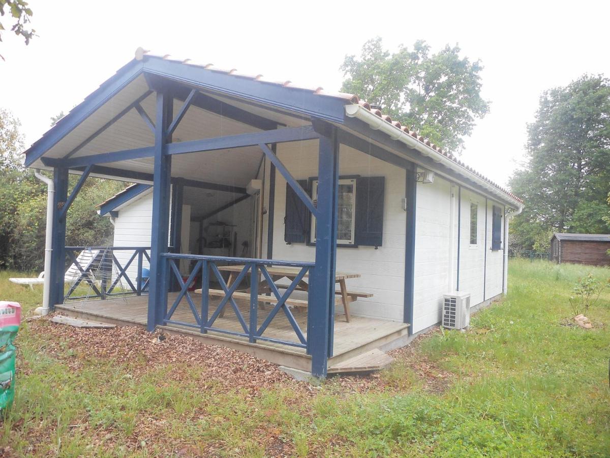 Chalet Proche Lacs Et Ocean Saint-Paul-en-Born Exterior foto